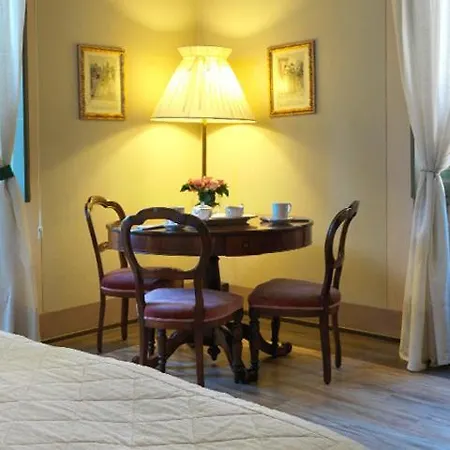 Guest house La Patirana Zandobbio