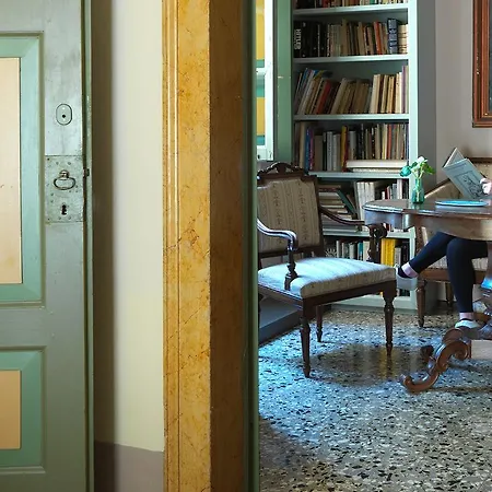 Guest house La Patirana 4*